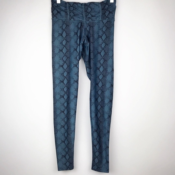 Flywheel Sports Snakeskin Print Leggings - Picture 1 of 7